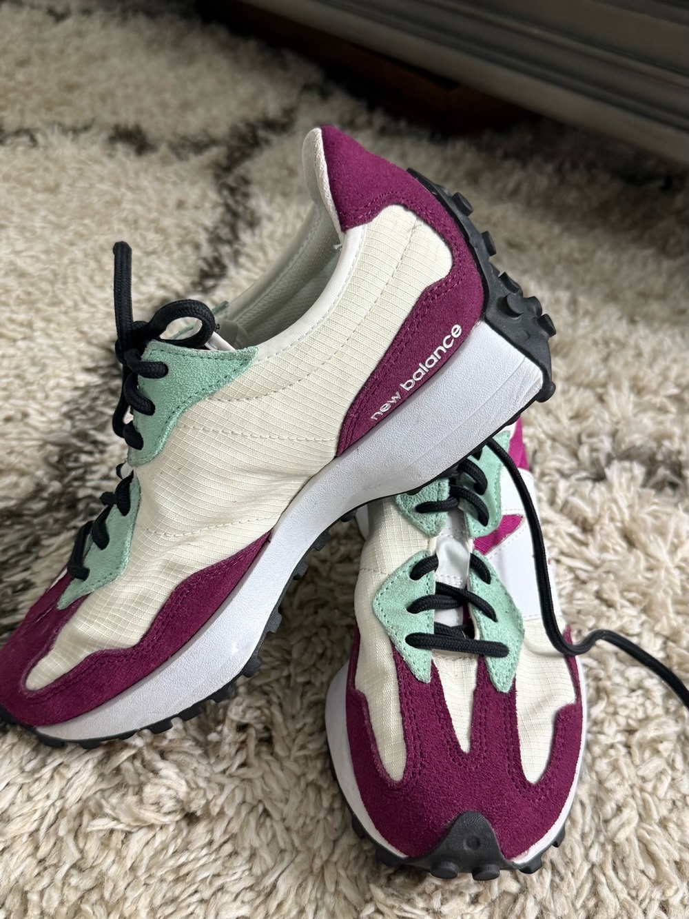 Used New Balance 327 Women’s Sneakers Burgundy Mint White Size 7